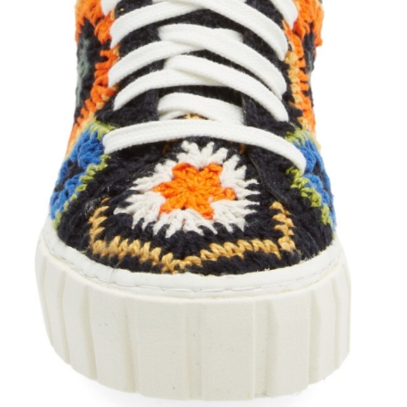 Farm Rio Artisanal Crochet Platform Sneaker - Picture 6 of 9